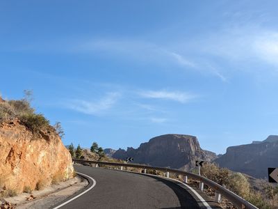 Cruz de San Antonio via Salto del Perro - Photo 3