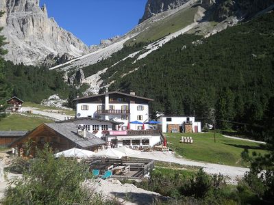 Climb to Rifugio Gardeccia